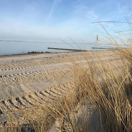 아파트 Strandgut Inkl Saisonstrandkorb Und Waesche Set 하일리겐하펜